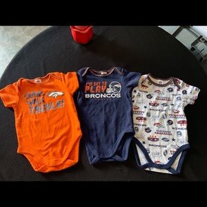 Set of 3 Broncos baby onesies 3-6month
